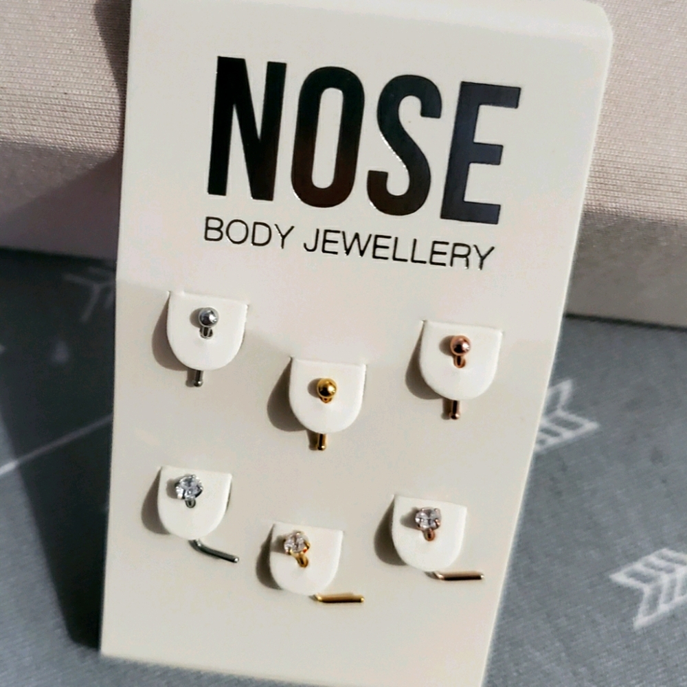 LOVISA Mixed Metal Cubis Zirconia 6pk Nose Studs